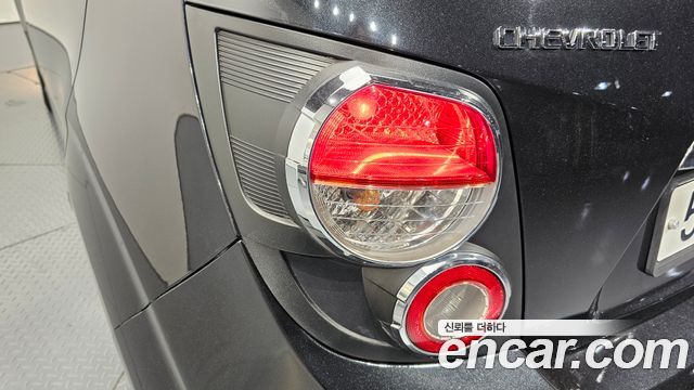 Chevrolet Aveo Hatchback 1.4 Turbo RS 2015 — фото 23