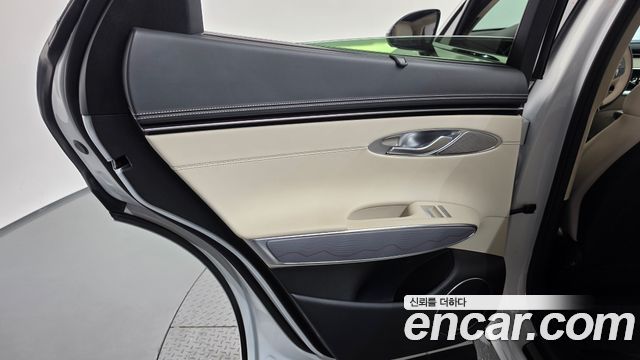 Genesis GV70 3.5T Gasoline AWD 2023 — фото 25