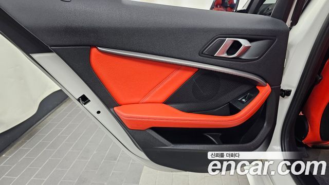 BMW 1 Series (F40) 120i M Sports 2022 — фото 25