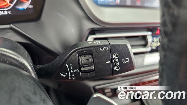 BMW 1 Series (F40) 120i M Sports 2022 — фото 28