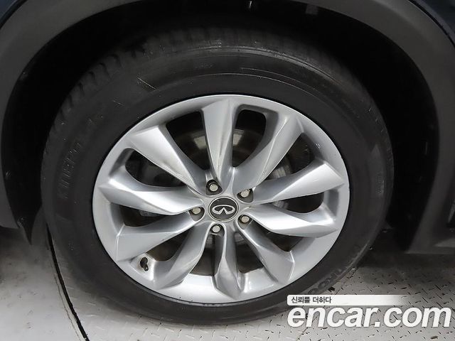 Infiniti QX50 (P71A) 2.0 Essential 2019 — фото 18