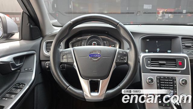 Volvo S60 D3 2nd 2017 — фото 13