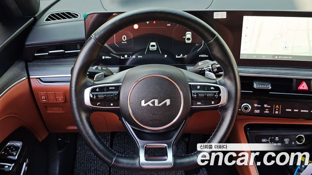 Kia K5 (III) 1.6 Turbo Noblesse 2024 — фото 13