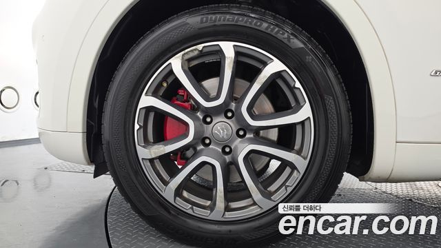Maserati Levante 3.0 AWD GranLusso 2018 — фото 5