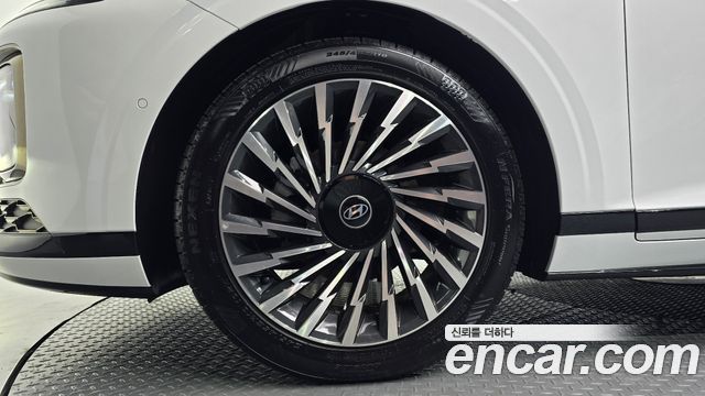 Hyundai Grandeur Hybrid (GN7) Calligraphy 2023 — фото 5