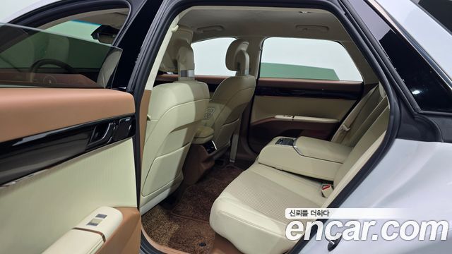 Hyundai Grandeur Hybrid (GN7) Calligraphy 2023 — фото 12