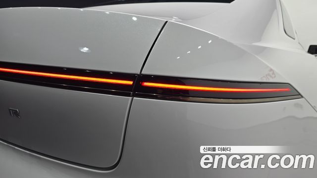 Hyundai Grandeur Hybrid (GN7) Calligraphy 2023 — фото 23