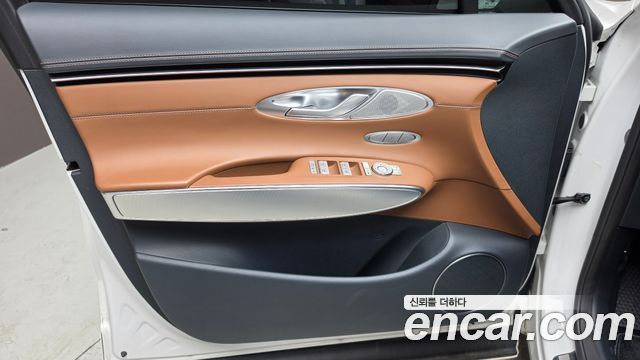 Genesis GV70 2.5T Gasoline 2WD 2023 — фото 25