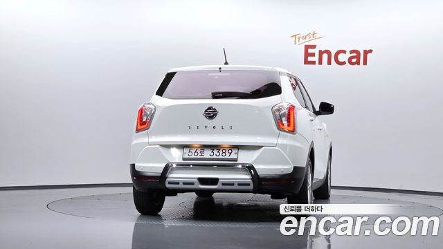 KG Mobility (SsangYong) Tivoli TX 2WD 2015 — фото 4