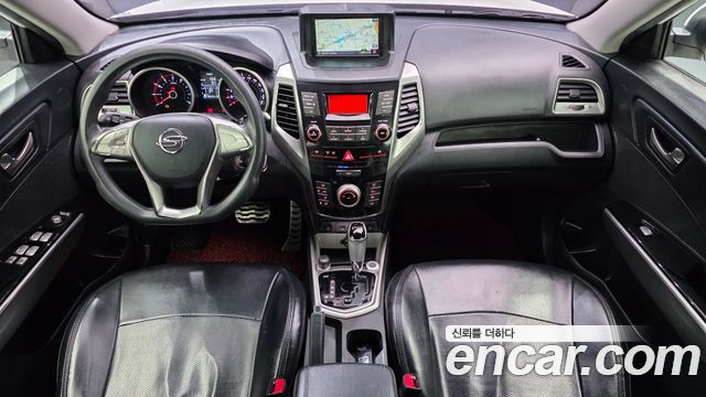 KG Mobility (SsangYong) Tivoli TX 2WD 2015 — фото 7