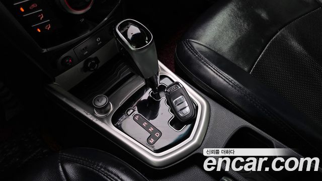 KG Mobility (SsangYong) Tivoli TX 2WD 2015 — фото 9