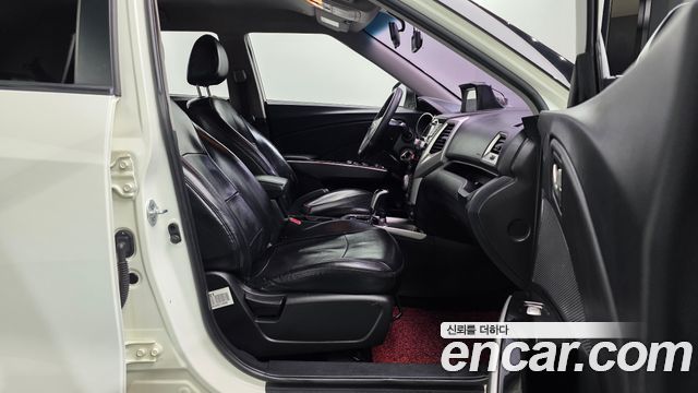 KG Mobility (SsangYong) Tivoli TX 2WD 2015 — фото 11