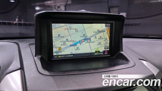 KG Mobility (SsangYong) Tivoli TX 2WD 2015 — фото 14