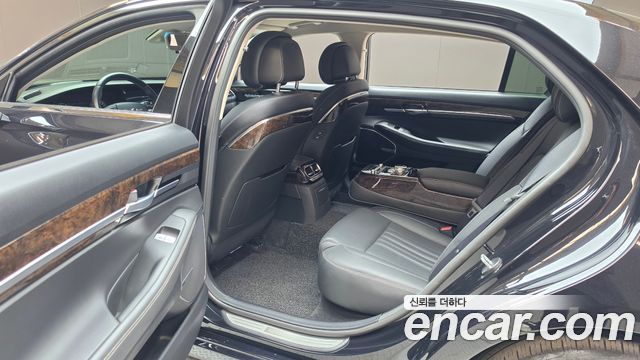 Genesis G90 3.8 AWD Luxury 2021 — фото 12