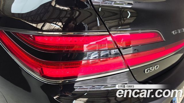 Genesis G90 3.8 AWD Luxury 2021 — фото 23