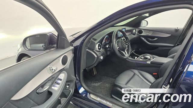 Mercedes-Benz C-Class (W205) C200 AMG Line 2021 — фото 10