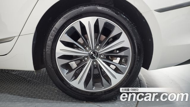 Kia K8 3.5 LPG 2WD Perstige 2023 — фото 21