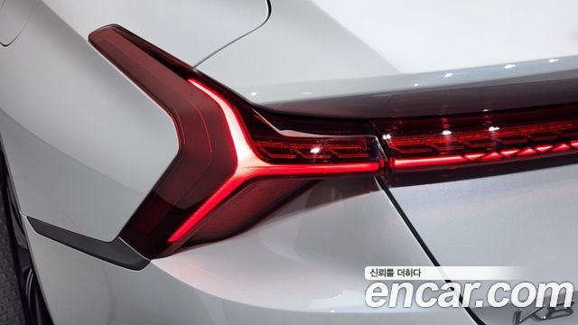 Kia K8 3.5 LPG 2WD Perstige 2023 — фото 23