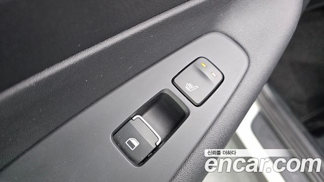 Hyundai Santa Fe HEV 1.6 2WD Exclusive 2023 — фото 31