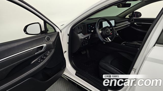 Hyundai Sonata The Edge (DN8) 1.6 Turbo Exclusive 2024 — фото 10