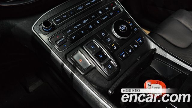 Hyundai Santa Fe Diesel 2.2 2WD Prestige 2021 — фото 9