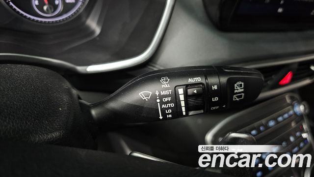 Hyundai Santa Fe Diesel 2.2 2WD Prestige 2021 — фото 28