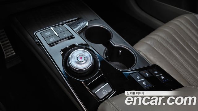 Kia K8 Hybrid Signature 2023 — фото 9