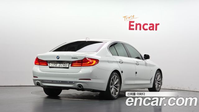 BMW 5 Series (G30) 520i Luxury 2018 — фото 2