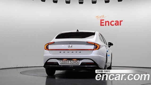 Hyundai Sonata (DN8) 2.0 Premium 2020 — фото 4