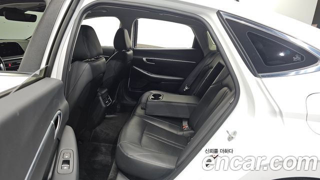 Hyundai Sonata (DN8) 2.0 Premium 2020 — фото 12