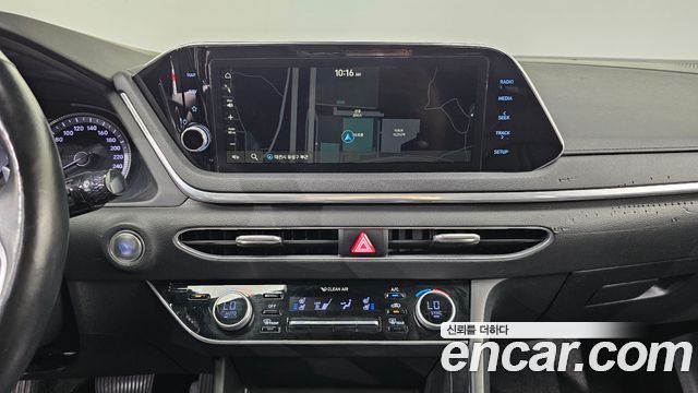 Hyundai Sonata (DN8) 2.0 Premium 2020 — фото 13