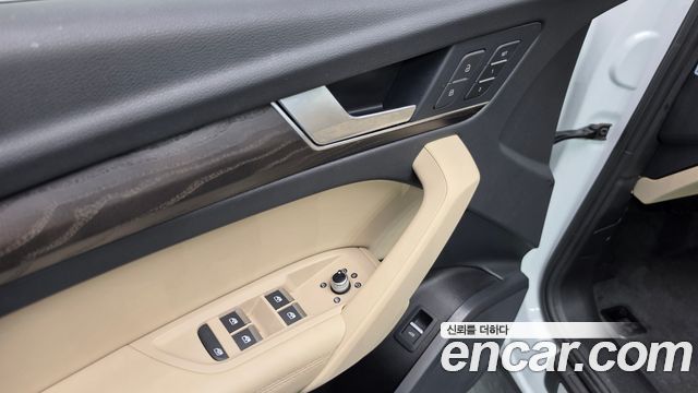 Audi Q5 (FY) 45 TFSI Quattro Premium 2023 — фото 16