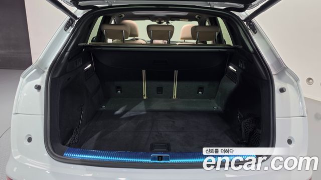 Audi Q5 (FY) 45 TFSI Quattro Premium 2023 — фото 32