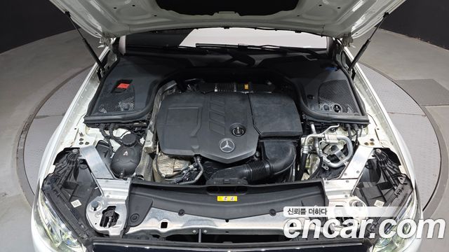 Mercedes-Benz E-Class (W213) E220d Exclusive 2018 — фото 6