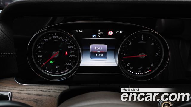 Mercedes-Benz E-Class (W213) E220d Exclusive 2018 — фото 8