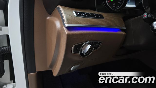 Mercedes-Benz E-Class (W213) E220d Exclusive 2018 — фото 20