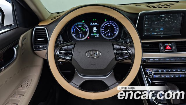 Hyundai Grandeur Hybrid (IG) Exclusive Special 2019 — фото 13