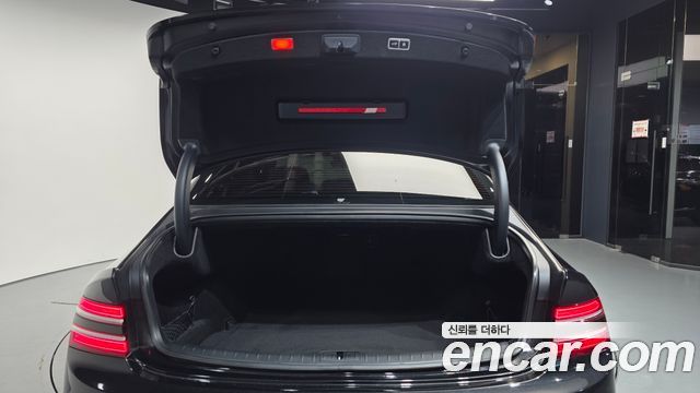 Genesis G80 (RG3) Gasoline 2.5 Turbo AWD 2025 — фото 20