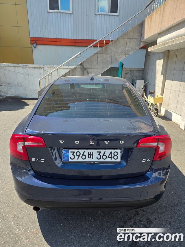 Volvo S60 D4 2nd 2013 — фото 4