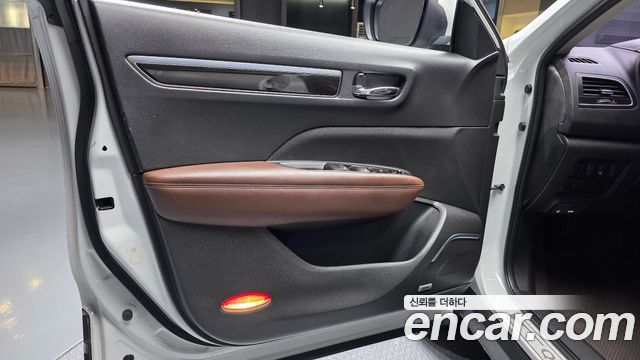 Renault Korea QM6 Diesel 2WD RE Signature 2017 — фото 24