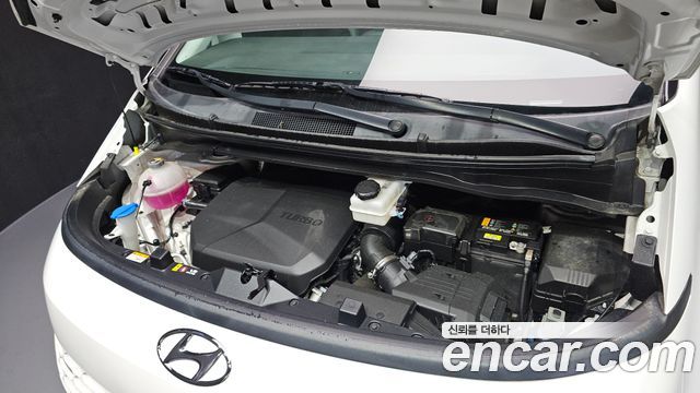 Hyundai Staria Tourer 9-Seater Modern 2023 — фото 6