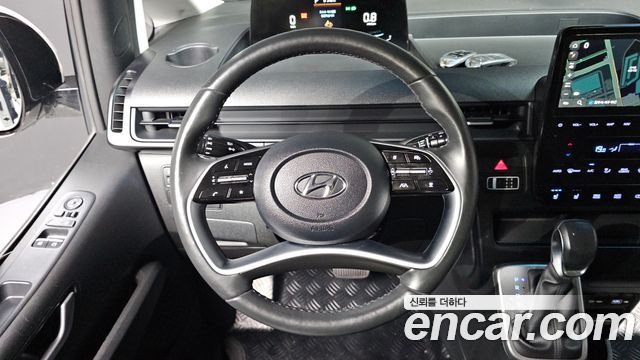 Hyundai Staria Tourer 9-Seater Modern 2023 — фото 12