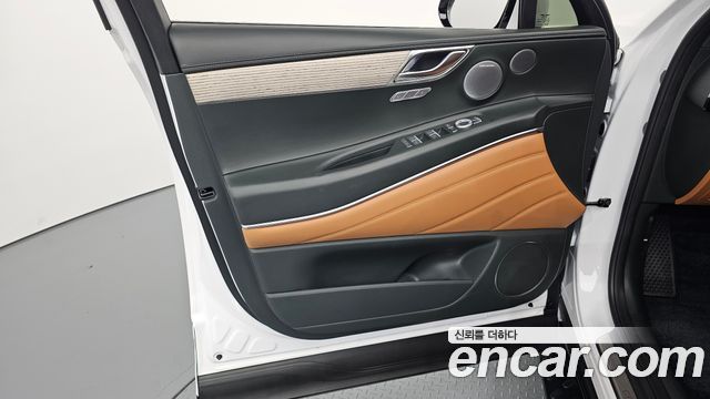 Genesis GV80 2.5T Gasoline AWD 2025 — фото 24