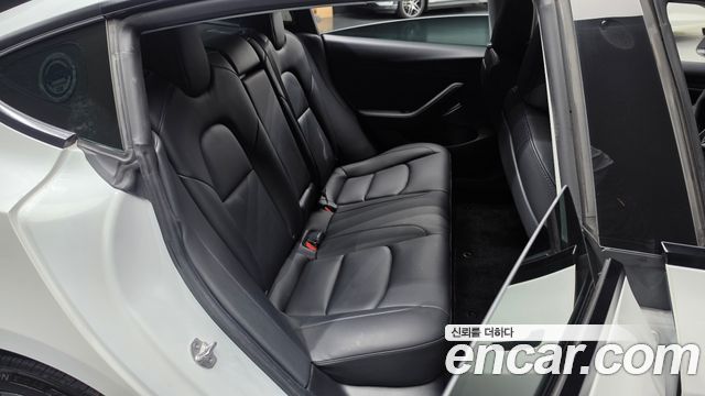 Tesla Model 3 Long Range AWD 2022 — фото 12