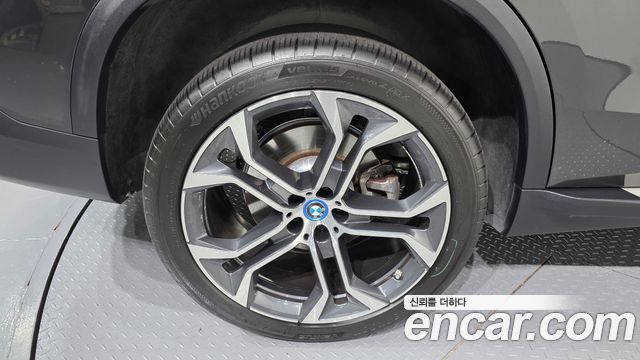 BMW X5 (G05) xDrive 45e xLine 2022 — фото 5