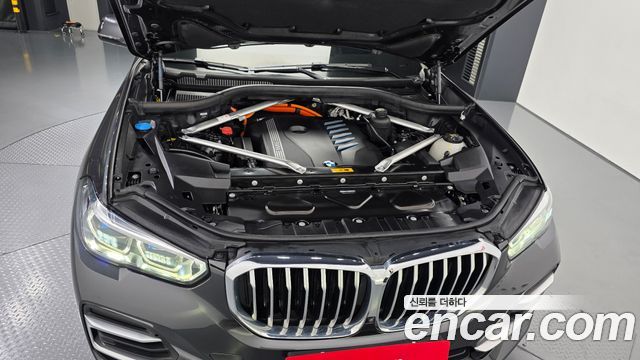 BMW X5 (G05) xDrive 45e xLine 2022 — фото 6
