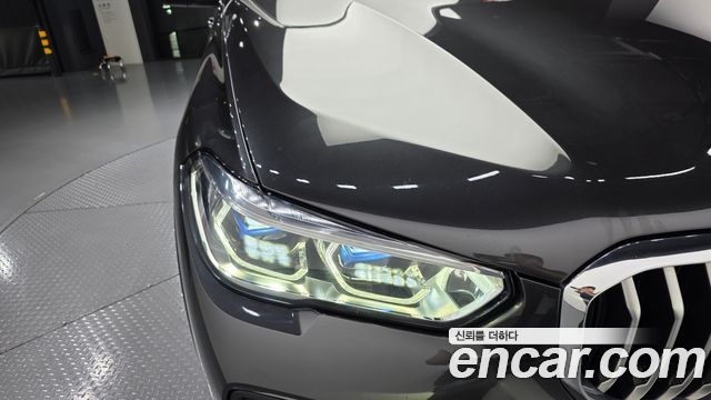 BMW X5 (G05) xDrive 45e xLine 2022 — фото 28