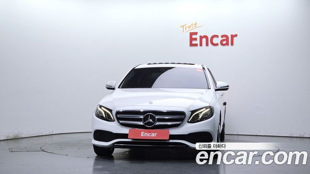 Mercedes-Benz E-Class (W213) E300 Avantgarde 2019 — фото 3