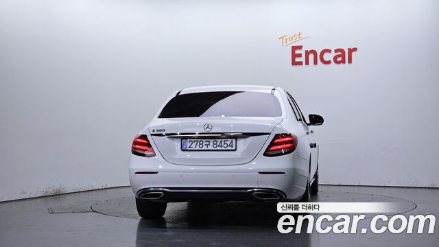 Mercedes-Benz E-Class (W213) E300 Avantgarde 2019 — фото 4