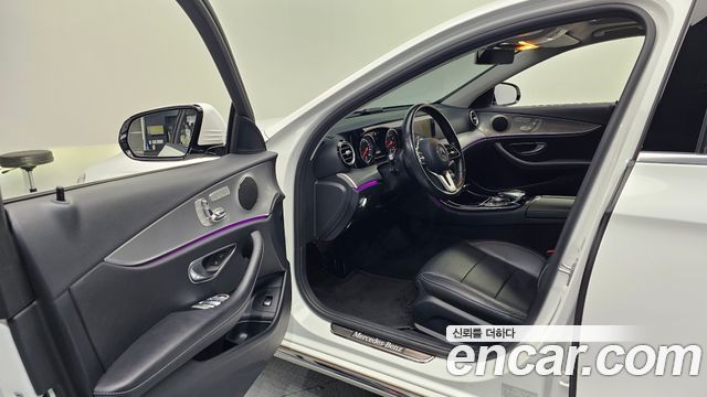 Mercedes-Benz E-Class (W213) E300 Avantgarde 2019 — фото 10